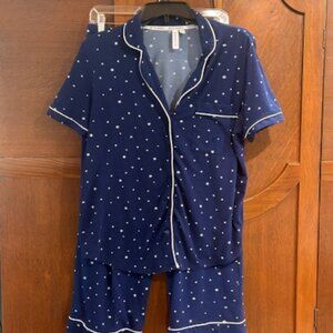 Joyspun pajama set, size medium